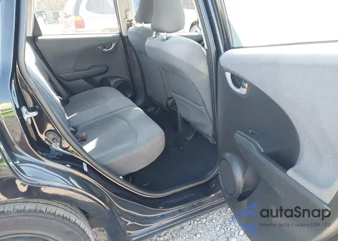 2010 Honda Fit z USA, uszkodzony, nr VIN JHMGE8G25AS020772